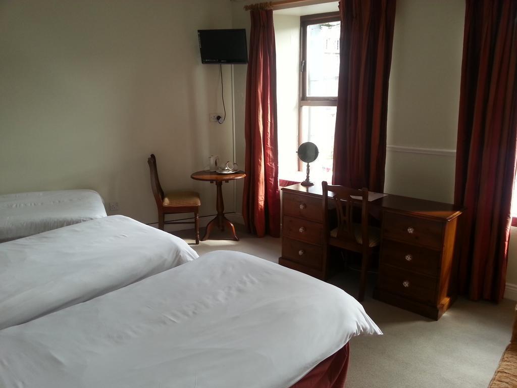 Tom Crean Base Camp - Food Drink Bed Hotel Kenmare Kamer foto