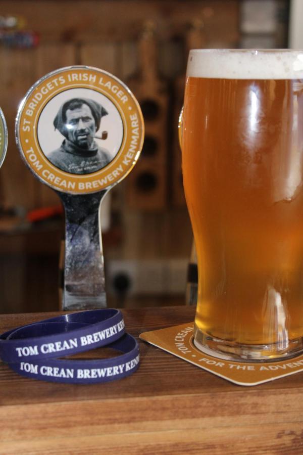 Tom Crean Base Camp - Food Drink Bed Hotel Kenmare Buitenkant foto