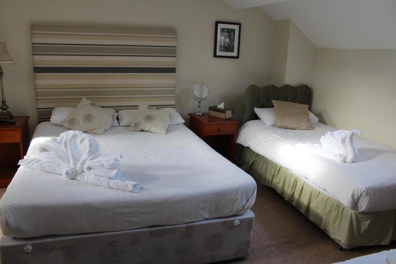 Tom Crean Base Camp - Food Drink Bed Hotel Kenmare Buitenkant foto