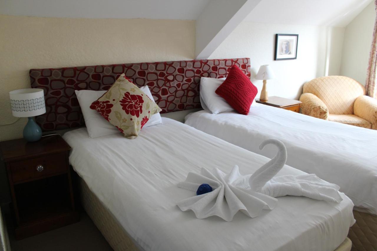 Tom Crean Base Camp - Food Drink Bed Hotel Kenmare Buitenkant foto